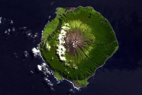 Tristan da Cunha, Spojené Kráľovstvo