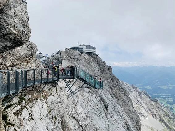 Adrenalin na Dachsteinu: Nebeská stezka a Ledový palác, doprava tam i zpět, odjezd z Moravy