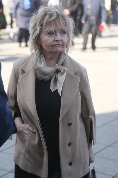 Eva Hrušková na pohřbu Josefa Zímy