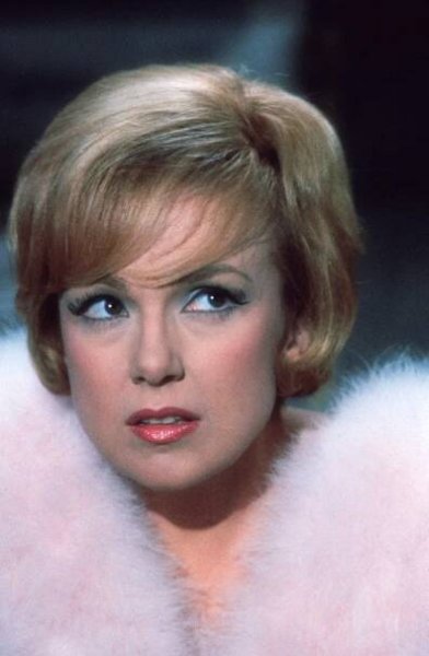 Edie Adams - Hrnec medu - Z filmu