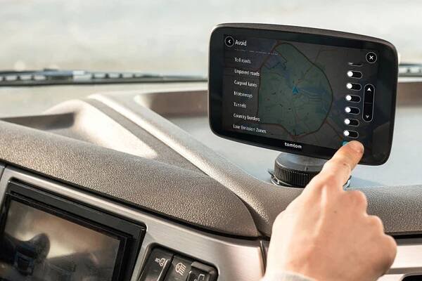 TomTom GO Camper Max 7" GPS 2. generace Mapa světa Wi-Fi POI Kamper Model GO Expert 7 Plus HD