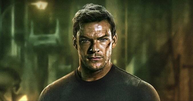 Alan Ritchson vyrazí na záchrannou misi ve filmu od režiséra posledních Expendables