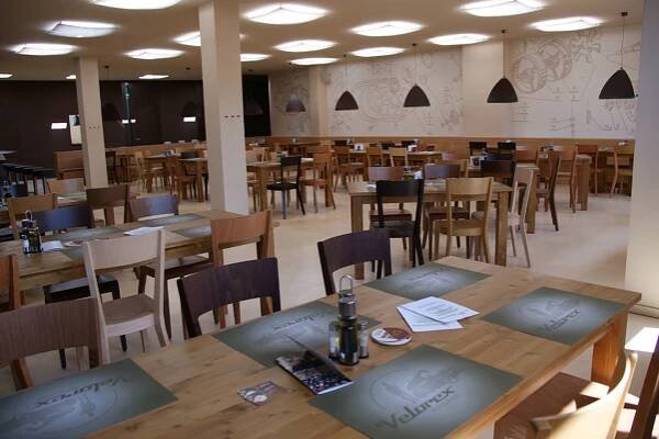Restaurace Velorex Brno | Apetee