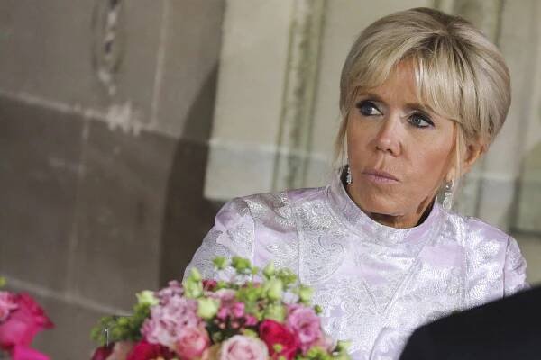 Brigitte Macronová: Já nejsem CHLAP a budu se soudit!