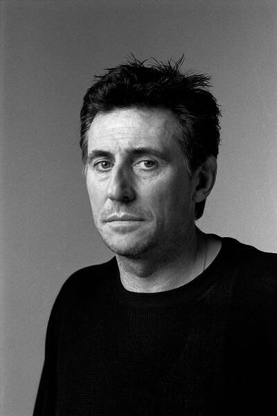 Gabriel Byrne fotka