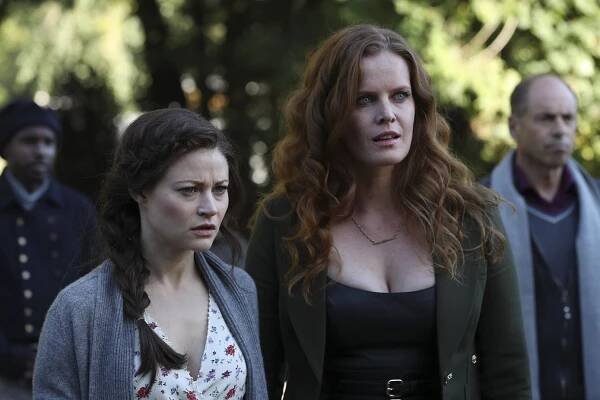Bylo, nebylo - Bez srdce - Z filmu - Emilie de Ravin, Rebecca Mader