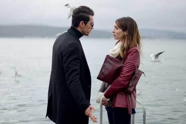 Siyah Beyaz Aşk - Episode 11 (E11) (2017)