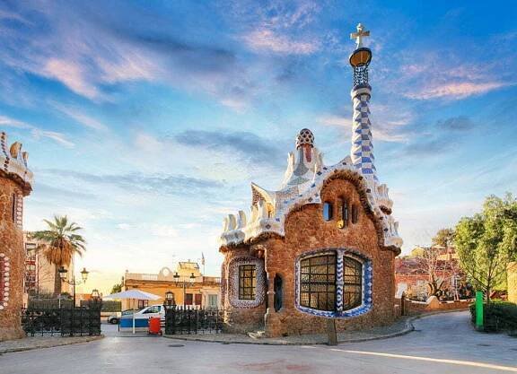 úžasné v barceloně - antoni gaudí - stock snímky, obrázky a fotky