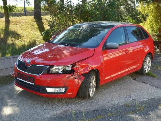 Škoda RAPID 1,6 TDI Elegance hatchback - Praha - východ