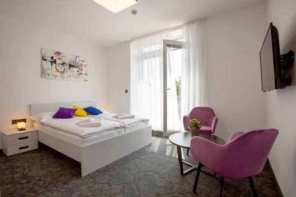 Apartmány Nikola - ubytování v luxusních pokojích od 1 750 Kč Rožnov pod Radhoštěm Apartmány Nikola • Firmy.cz