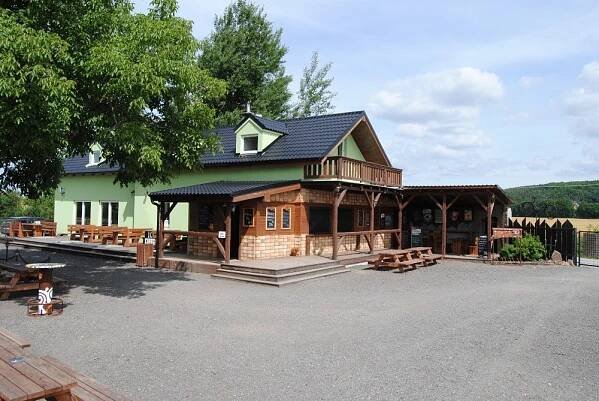 Pubmenu.cz | Areál U Makovců