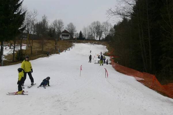 Libínské sedlo - Ski Libín - sjezdovky a sníh