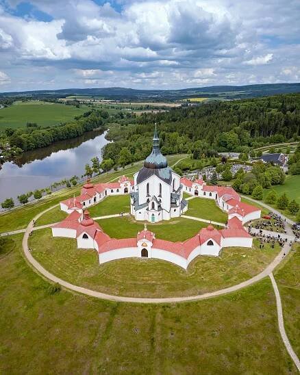 Fotky - Památka UNESCO - Žďár nad Sázavou - Poutní kostel sv. Jana Nepomuckého na Zelené hoře - 24.05.2025