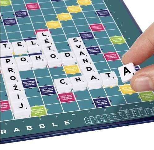 Mattel SCRABBLE CESTOVNÍ CZ | Kouzelný hrad