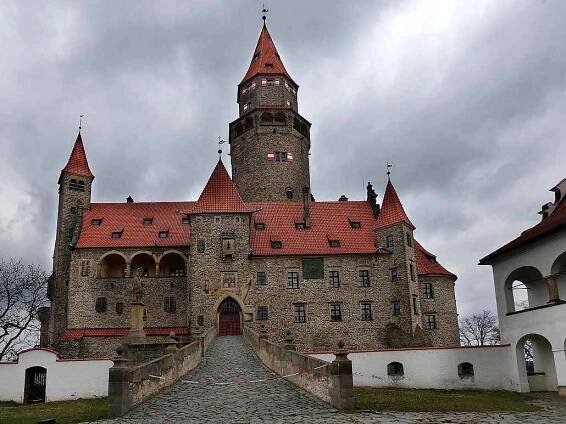 Hrad Bouzov