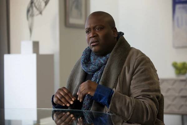 Nezdolná Kimmy Schmidt - Kimmy Learns About the Weather! - Z filmu - Tituss Burgess