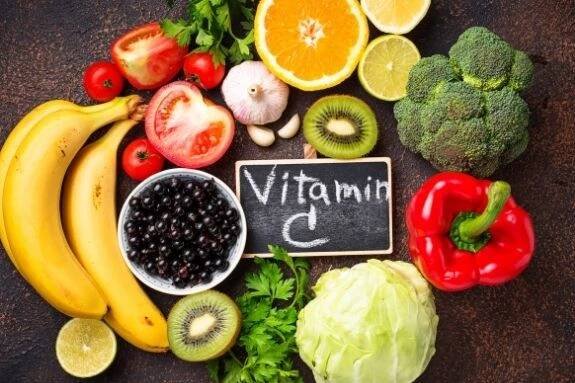 Které vitamíny byste měli jíst v létě a proč? – Kralovstvizdravi.cz