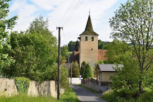 Krčínova cyklostezka: Mezné-kalvárie-Jesenice - Oficiální stránky obce Jesenice