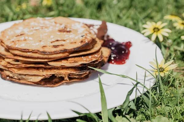 Vegane und glutenfreie Pfannkuchen