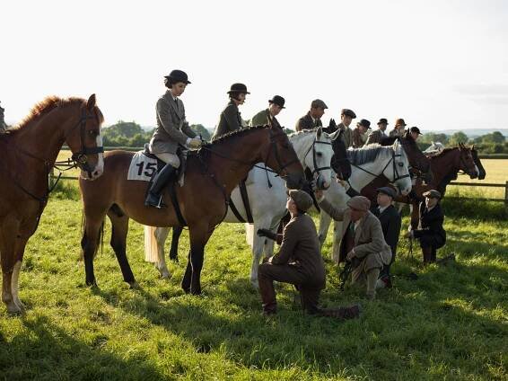 Julian Ovenden (as Charles Blake) and Tom Cullen (as Lord Gillingham): Point-to-point numbered arm bands Season 5, Episode 6 Qty image 7 - © Carnival Film & Television Limited