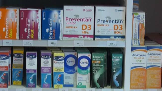 Léků pro děti i dospělé stále ubývá, nově i antibiotika.