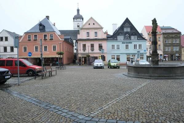 Město v přírodě. Mladý starosta mění Českou Kamenici v krásné místo pro život