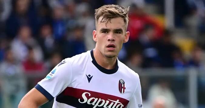 PSV Eindhoven target Bologna striker Thijs Dallinga - reports