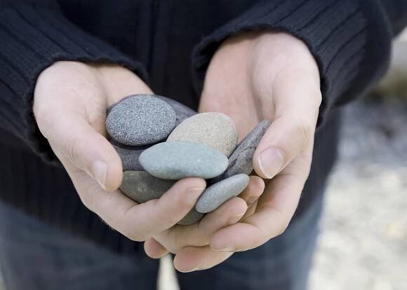 Divination with Stones
