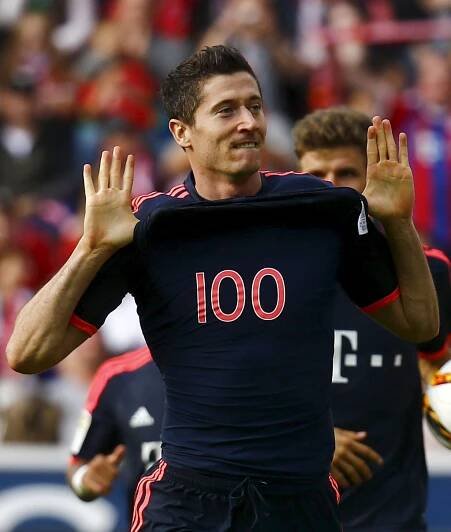 Bayern opět vyhrál, Lewandowski se trefil dvakrát a celkově už dal 100 branek