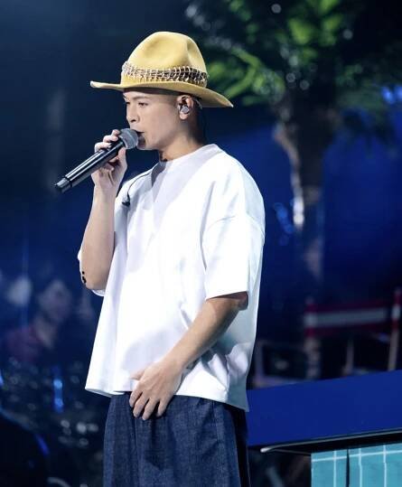 Justin Lo