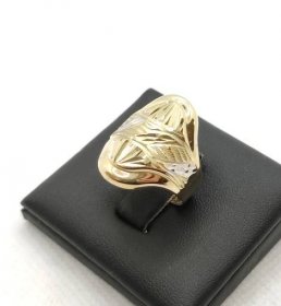 Prsten s bílým zlatem, v. 57, 2,58 g :: Zastavárna TRESS Havířov, zástavy a výkup zlata
