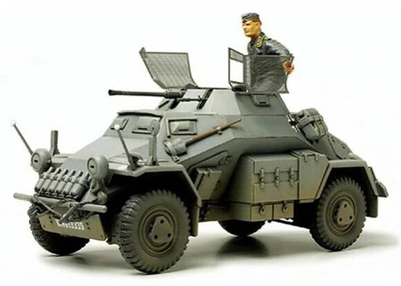 Náhled produktu - 1:35 Leichter Panzerspähwagen Sd.Kfz.222
