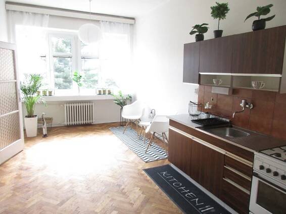 Pěkný cihlový byt 2+ kk, 45 m2, OV, Praha 10 - Strašnice - Grygar reality
