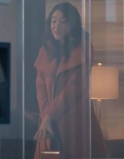 The-Voyeurs-2021-Natasha-Liu-Bordizzo-Long-Coat