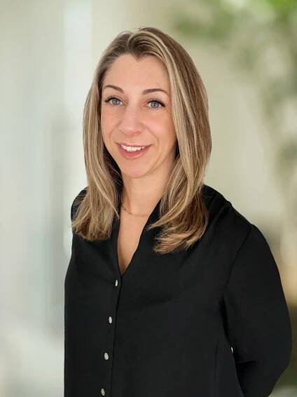 Dr. Ceri Myers - Dynamic Spine in Syracuse, IN