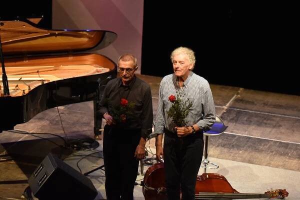 Foto: Miroslav Vitouš a Emil Viklický, JazzFest Brno, 23. 3. 2018