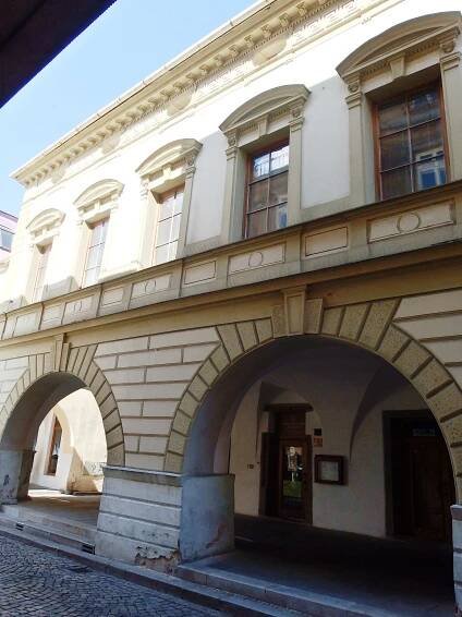 Soubor:Nový Jičín, Dobrovského 1.jpg – Wikipedie