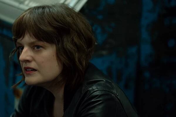 Dívka, která se třpytila - Třicet - Z filmu - Elisabeth Moss