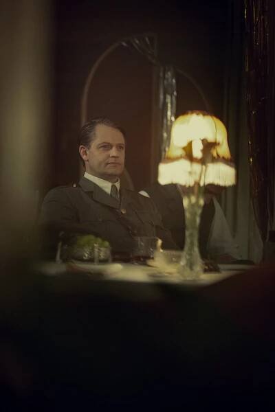 James Chalmers - Půlnoc v hotelu Pera Palace - Z filmu