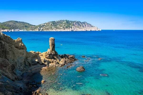 Figueral pláž v ibiza, Španělsko — Stock obrázek