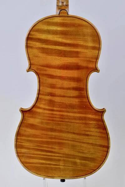 A viola by Alberto Guerra, Modena 1965, 42cm - Bishop Instruments & Bows