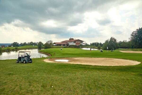 Golf Resort Olomouc - Royal Angeles Business Golf Club, s.r.o.