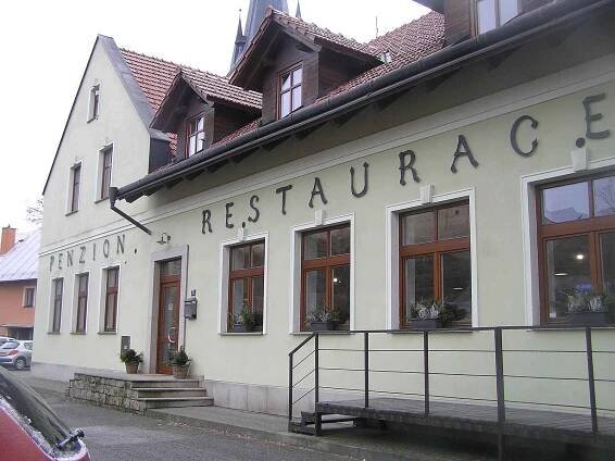 Restaurace a penzion U řeky kde herci bydleli