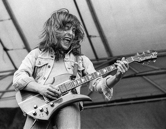 Rick Derringer dead: 'Hang On Sloopy' guitarist was 77 - Los Angeles Times