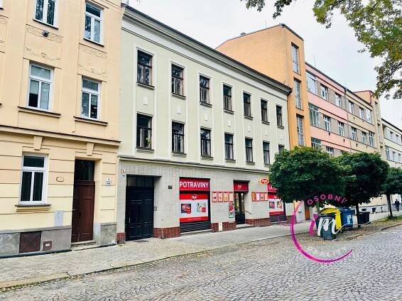 Pronájem bytu 3+1 Jihlava, Štefánikovo náměstí | Osobní reality