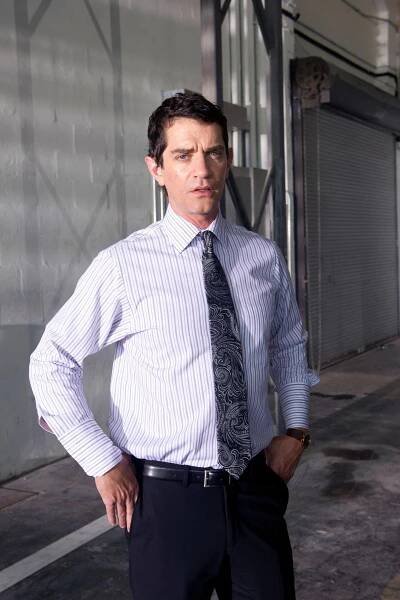 Status: Nežádoucí - Oko za oko, zub za zub - Z filmu - James Frain