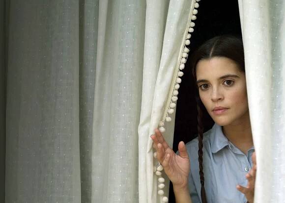 AT AN UNCERTAIN TIME a film by Carlos Saboga. With Joana Ribeiro, Paulo Pires, Judith Davis, Grégoire Leprince-Ringuet