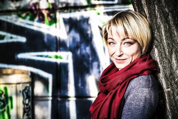 Galerie: VELKÁ ANKETA K LISTOPADU: Máme takovou svobodu, po jaké jsme toužili? | FORUM 24