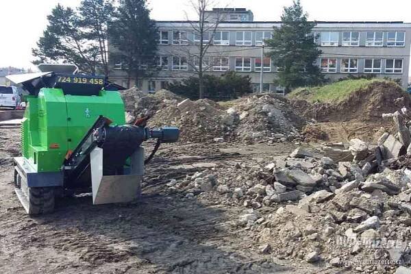 Drtič, drtička stavební suti, betonu, demolice, recyklace - foto 2