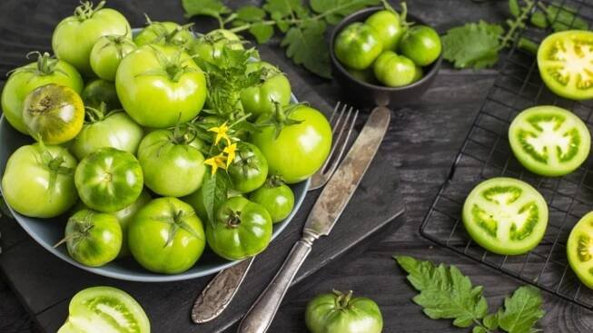What To Do With Green Tomatoes From The Garden